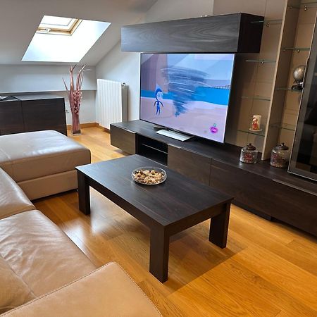 Apartamento Gran Via - Parking Gratis Salamanca Dış mekan fotoğraf