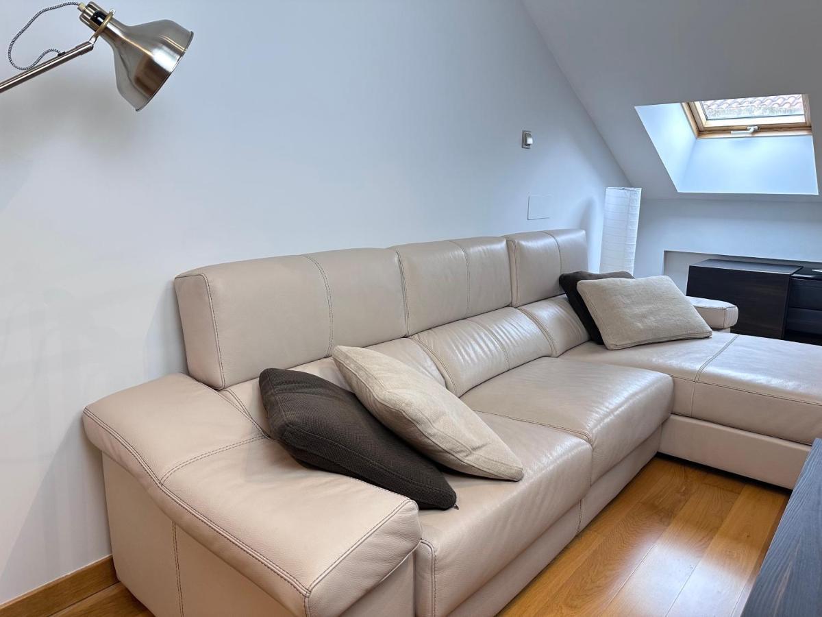 Apartamento Gran Via - Parking Gratis Salamanca Dış mekan fotoğraf