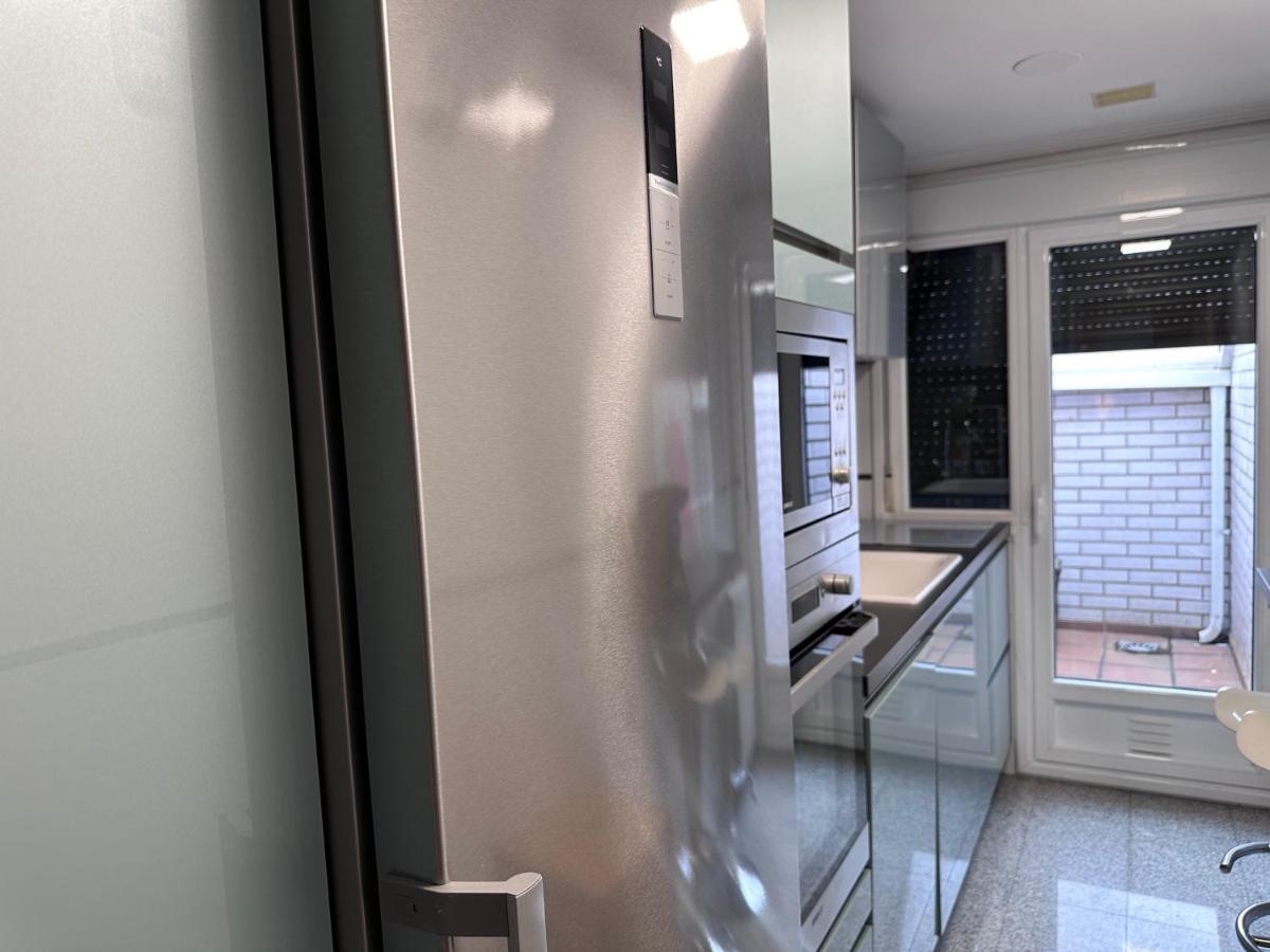 Apartamento Gran Via - Parking Gratis Salamanca Dış mekan fotoğraf