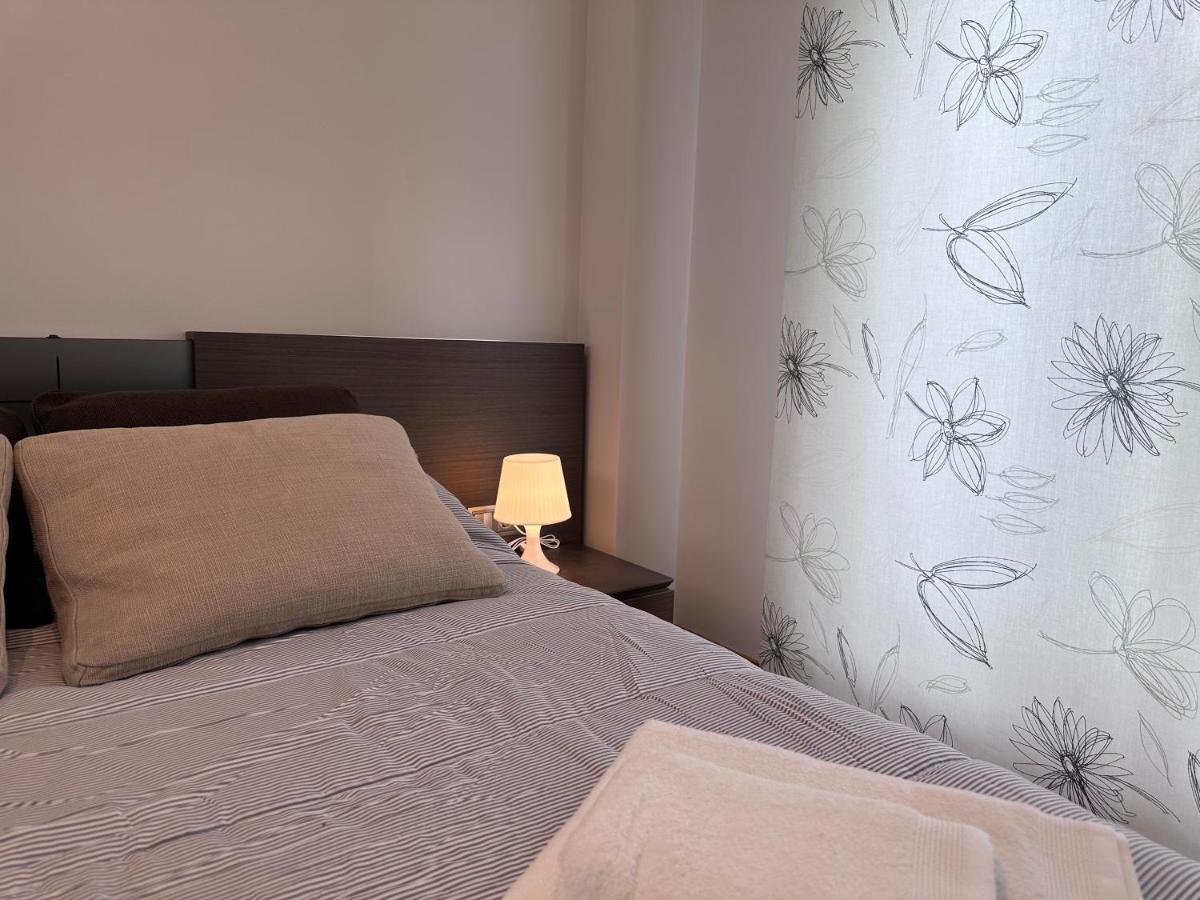 Apartamento Gran Via - Parking Gratis Salamanca Dış mekan fotoğraf